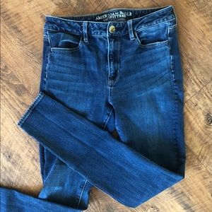 360° Super Stretch, hi-rise Jegging. Long length